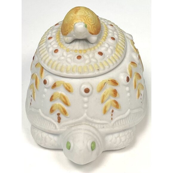 VTG LEFTON 4" Porcelain Bisque Turtle TRINKET BOX White Yellow 658 EUC - Picture 2 of 6